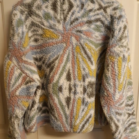 Pullover - Picture 3 of 4